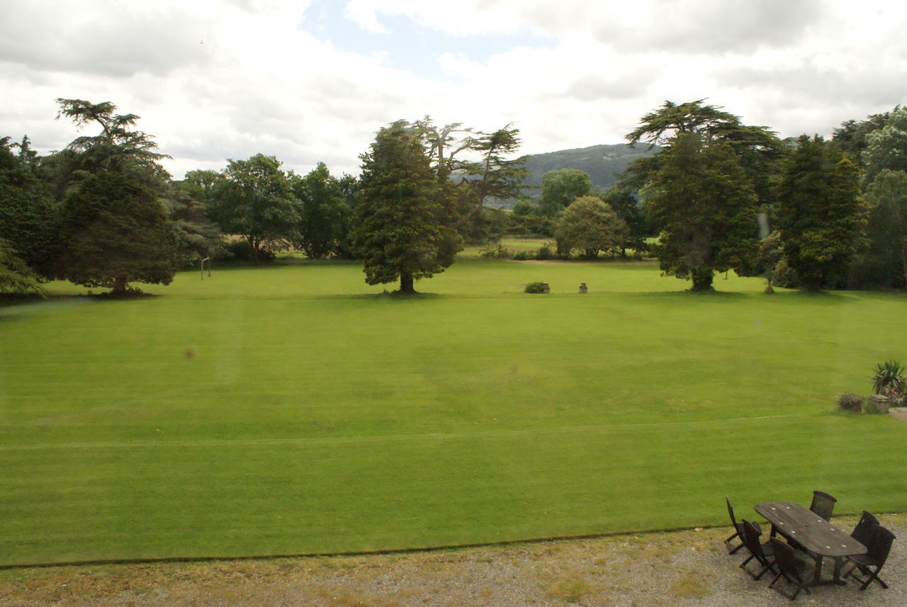 Caer Rhun Hall Hotel Conwy Extérieur photo